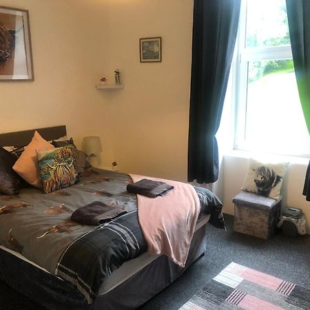 Captivating 2-Bed Apartment In Isle Of Bute Rothesay Eksteriør bilde