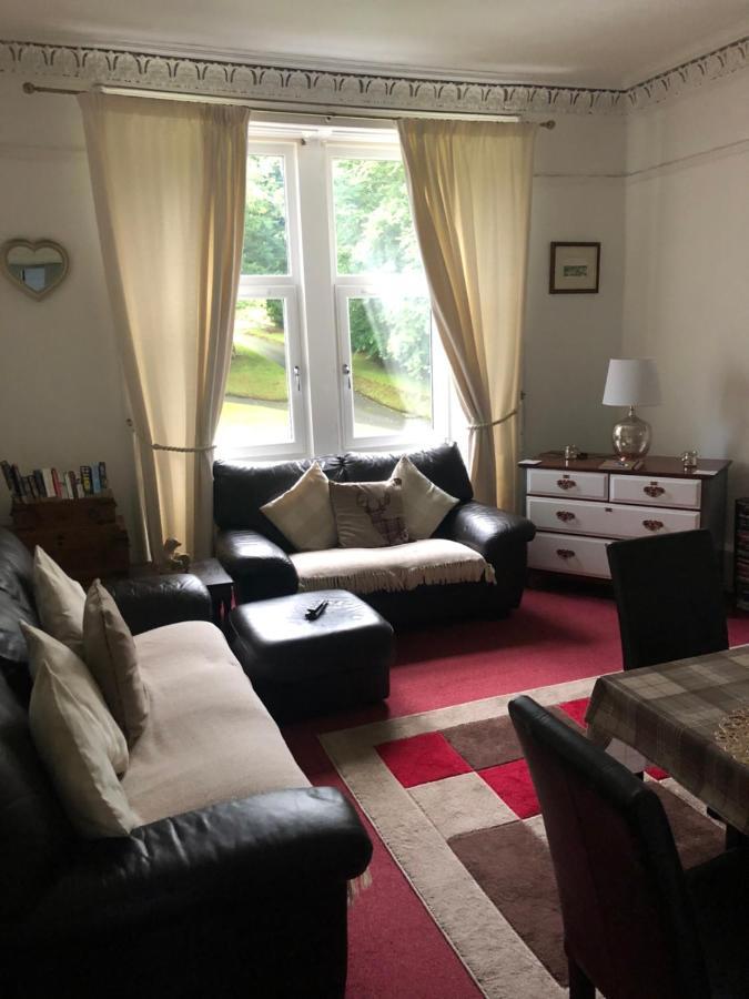Captivating 2-Bed Apartment In Isle Of Bute Rothesay Eksteriør bilde